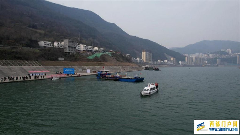 安康汉江白河至丹江口段正式复航(图1) 安康汉江白河至丹江口段正式复航(图1)