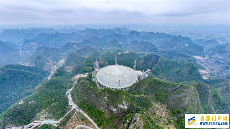 极目星空 步履不停——“中国天眼”为世界天文提供“中国智慧”(图6) 极目星空 步履不停——“中国天眼”为世界天文提供“中国智慧”(图6)