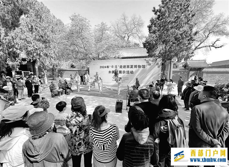 玩嗨了 逛美了 吃香了——武威文旅市场人气火爆(图1) 玩嗨了 逛美了 吃香了——武威文旅市场人气火爆(图1)