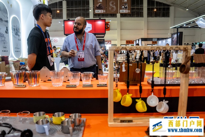 风从“南博”来(图6) 风从“南博”来(图6)